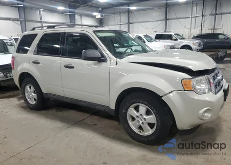 2009 Ford Escape Xlt z USA, uszkodzony, nr VIN 1FMCU03759KA50187